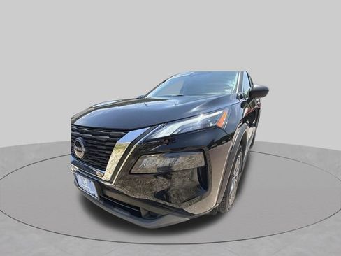 Used 2023 Nissan Rogue S AWD/4WD image 10