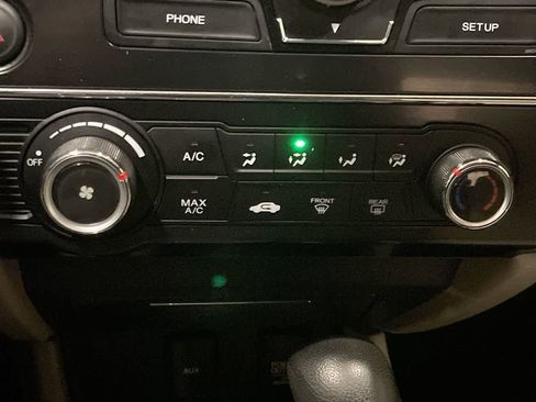 Used 2013 Honda Civic LX image 17