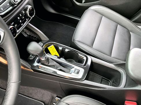 Used 2021 Chevrolet TrailBlazer ACTIV w/ Sun and Liftgate Package image 16