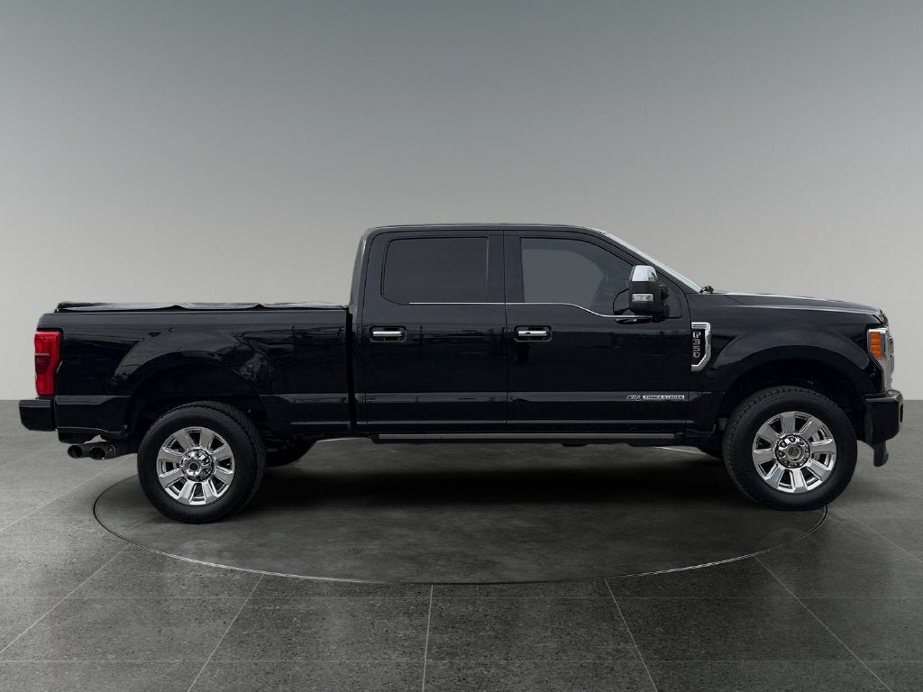 Used 2017 Ford F350 Platinum w/ Platinum Ultimate Package AWD/4WD image 11