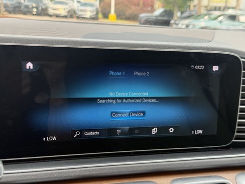 Used 2020 Mercedes-Benz GLS 450 4MATIC image 25