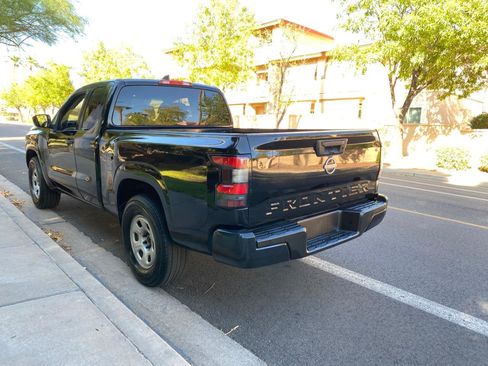 Used 2022 Nissan Frontier S RWD image 11
