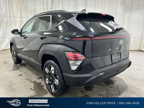 Used 2025 Hyundai Kona SEL image 6