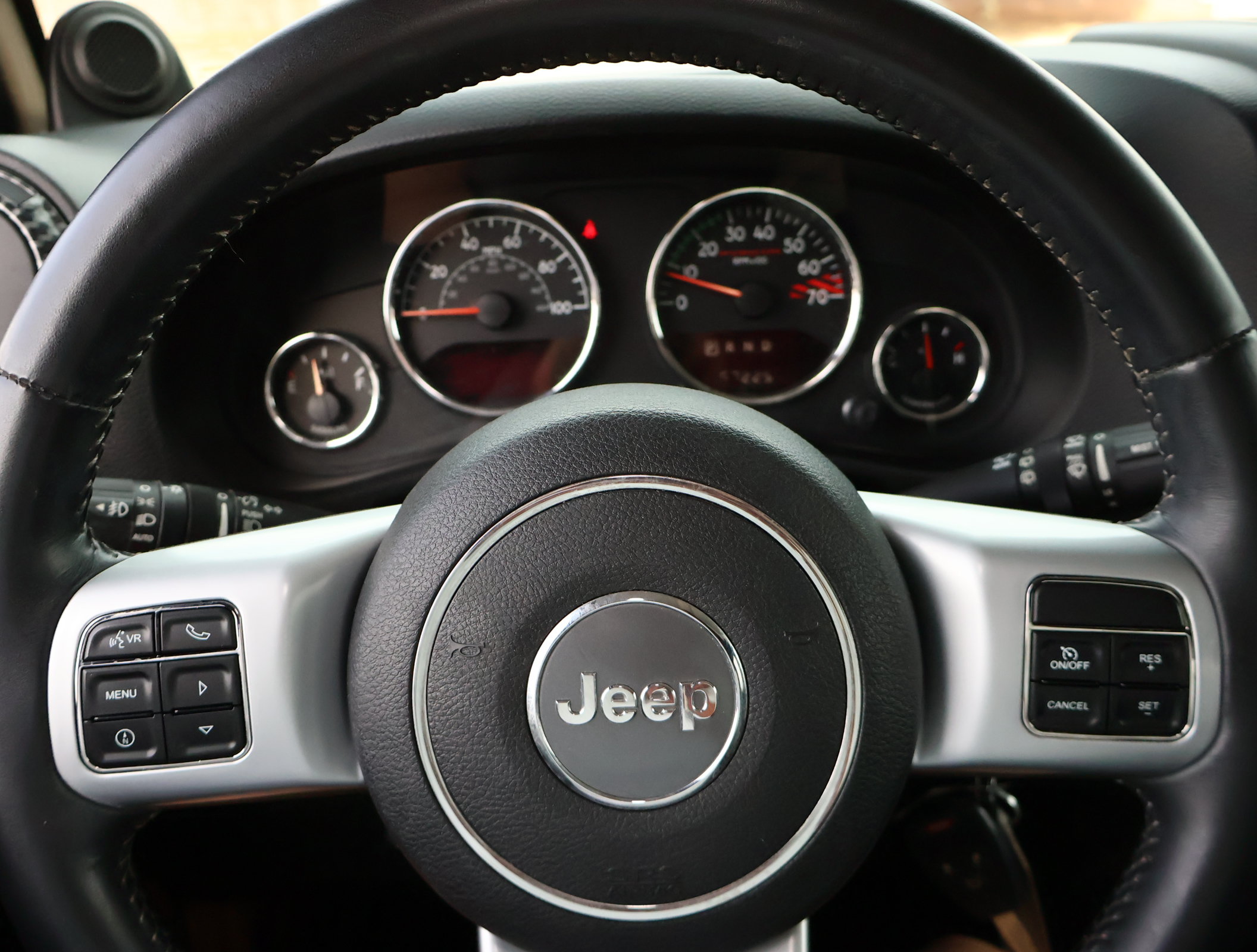 Used 2014 Jeep Wrangler Unlimited Rubicon AWD/4WD image 10