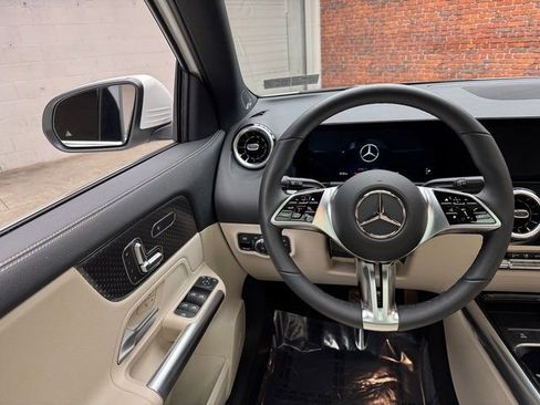 Used 2026 Mercedes-Benz GLA 250 GLA 250 image 13