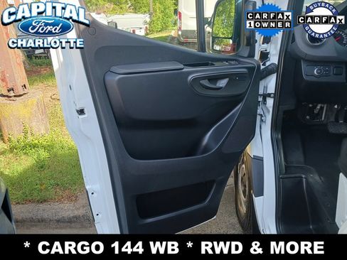 Used 2025 Mercedes-Benz Sprinter 2500 image 11