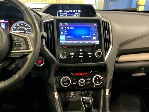 Used 2022 Subaru Forester Limited image 5