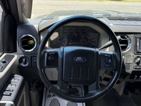 Used 2010 Ford F250 XLT AWD/4WD image 17