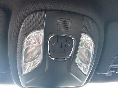 Used 2025 Jeep Compass Limited AWD/4WD image 26
