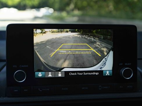 Used 2025 Honda CR-V EX image 30
