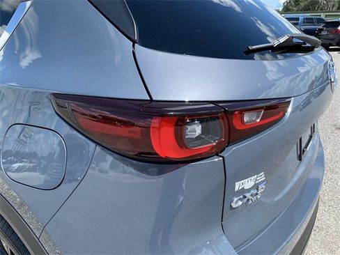 Used 2022 MAZDA CX-5 Carbon Edition image 11
