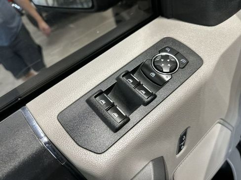 Used 2015 Ford F150 XLT w/ Equipment Group 301A Mid RWD image 19