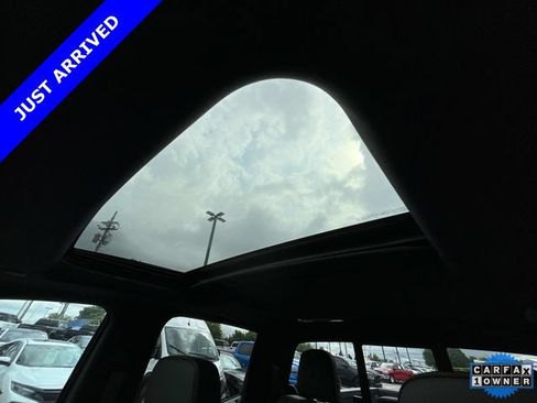 Used 2024 Chevrolet Colorado ZR2 w/ ZR2 Convenience Package III AWD/4WD image 38