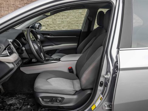 Certified 2023 Toyota Camry LE image 24