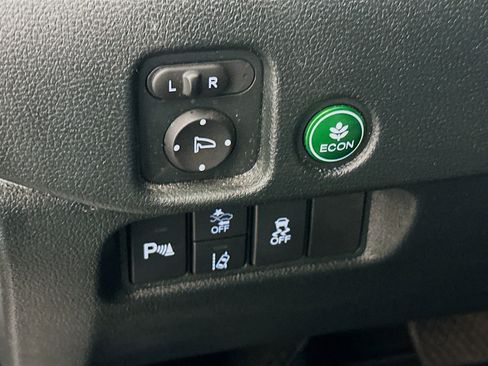 Used 2023 Honda Passport EX-L image 17