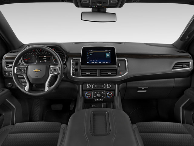 Used 2025 Chevrolet Suburban LS AWD/4WD image 3