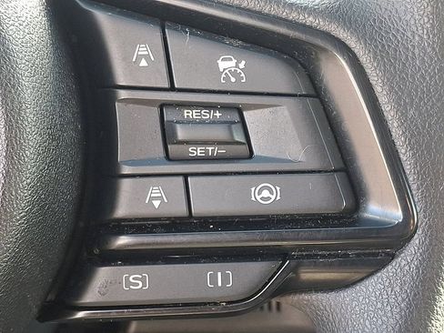 Used 2024 Subaru Crosstrek 2.0i Premium w/ Popular Package #3 image 21