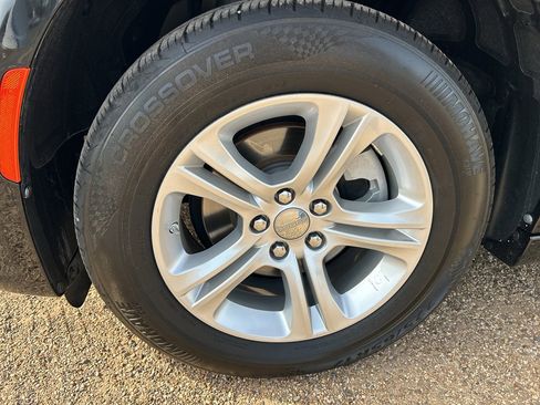 Used 2023 Dodge Charger SXT image 10