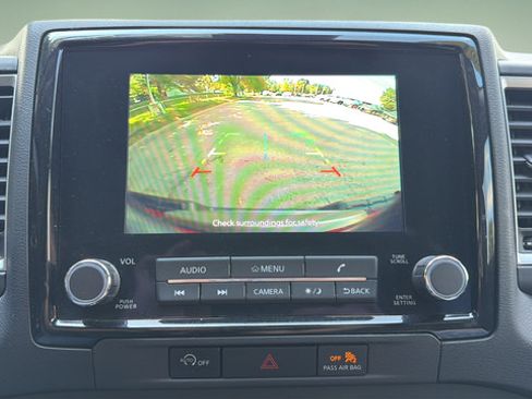 Used 2024 Nissan Frontier SV w/ Technology Package AWD/4WD image 35