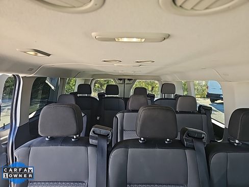 Used 2023 Ford Transit 350 XLT image 22
