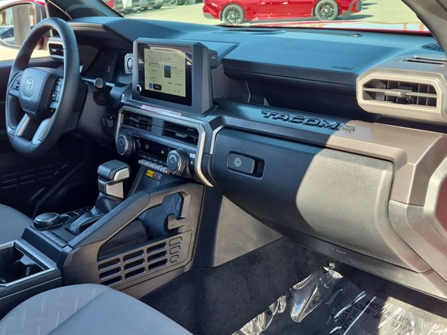 Used 2025 Toyota Tacoma SR5 AWD/4WD image 20