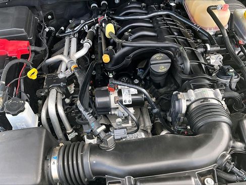 Used 2022 Jeep Wrangler Unlimited Sport AWD/4WD image 32
