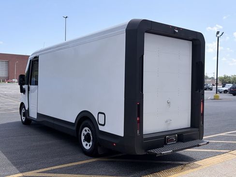 Used 2025 Chevrolet Brightdrop 600 FWD image 4