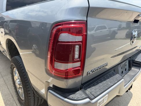 Used 2024 RAM 2500 Laramie AWD/4WD image 28