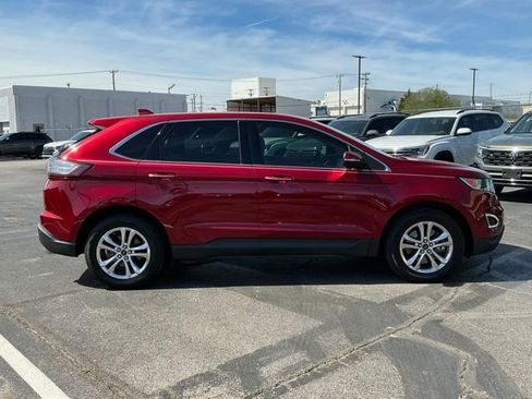 Used 2015 Ford Edge Titanium FWD image 2