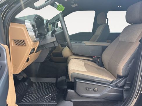 Used 2023 Ford F150 XLT image 9