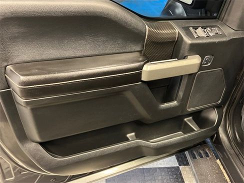 Used 2018 Ford F150 Raptor w/ Equipment Group 802A Luxury image 7