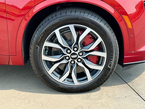 Used 2024 Cadillac XT6 Sport w/ LPO, Red Accent Package image 10