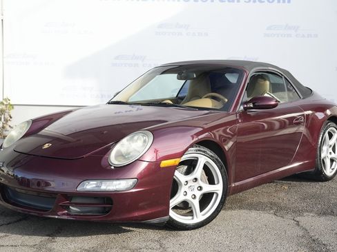 Used 2006 Porsche 911 Carrera 4 image 2