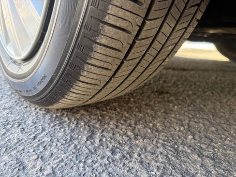 Used 2011 Nissan Versa 1.8 S w/ PWR Plus Pkg image 19