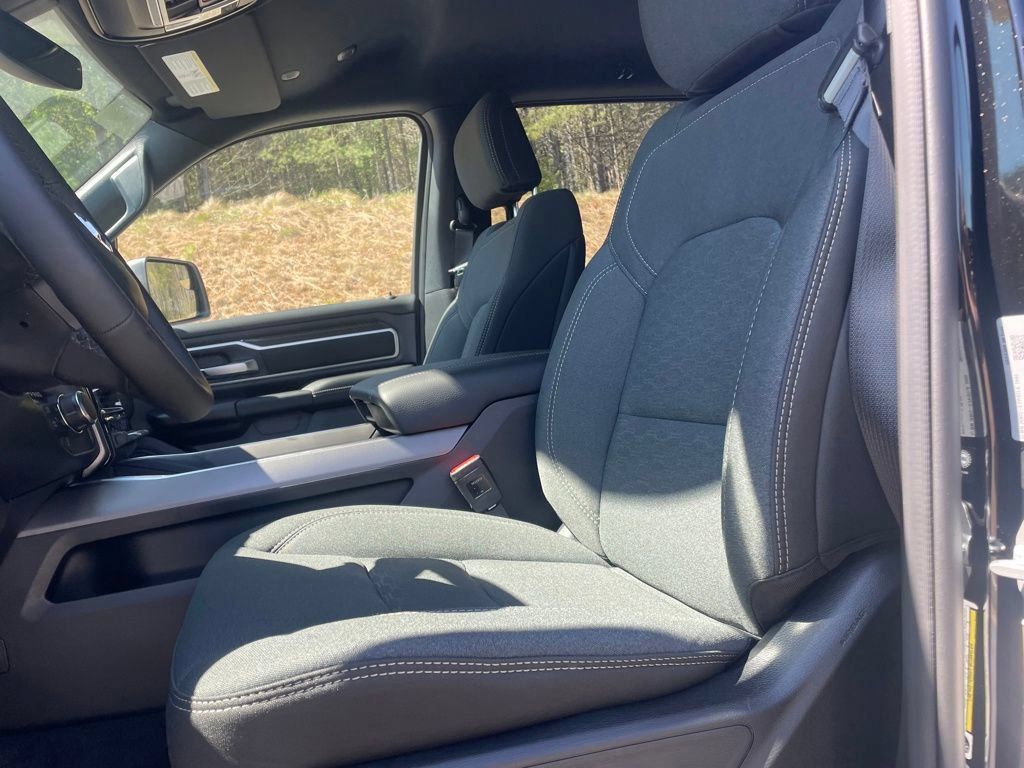 New 2026 RAM 1500 Big Horn AWD/4WD image 12