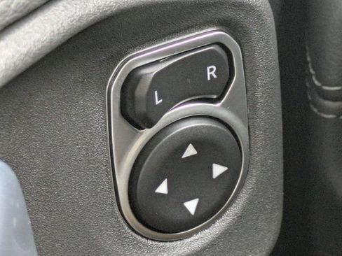 New 2026 Jeep Wrangler Unlimited Sahara AWD/4WD image 24