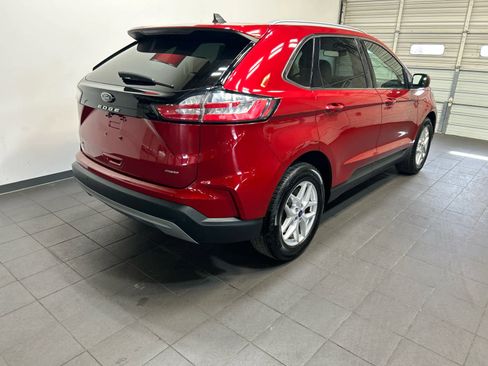 Used 2022 Ford Edge SEL w/ Convenience Package AWD/4WD image 3