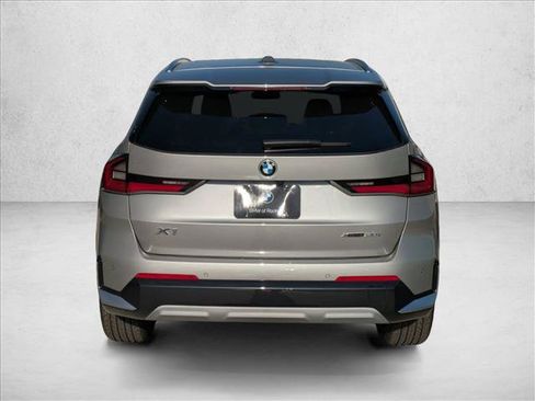 New 2026 BMW X1 xDrive28i w/ Technology Package AWD/4WD image 8