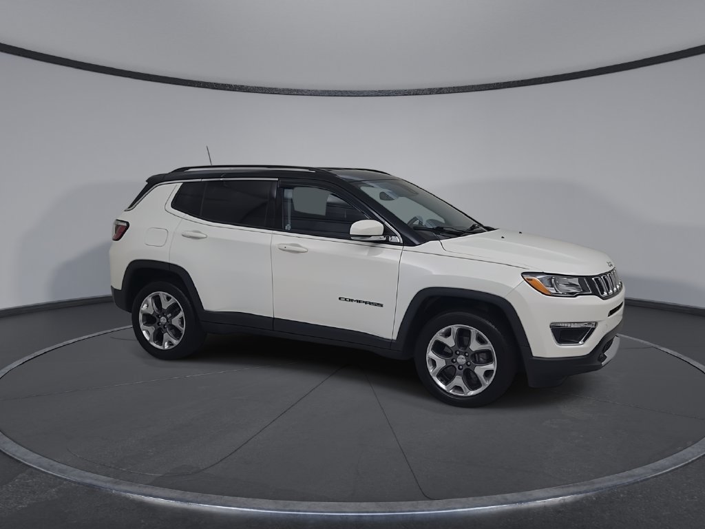 Used 2021 Jeep Compass Limited AWD/4WD image 2