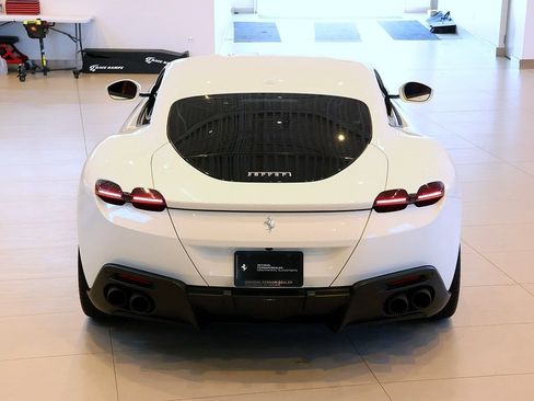 Used 2021 Ferrari Roma RWD image 82