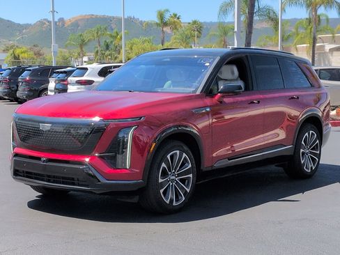 Used 2026 Cadillac Vistiq Sport w/ LPO, Floor Liner Package image 5