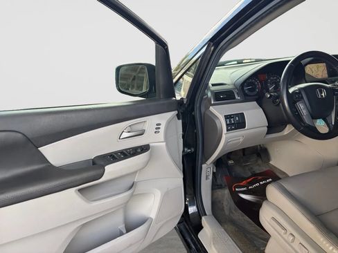 Used 2012 Honda Odyssey Touring Elite image 11