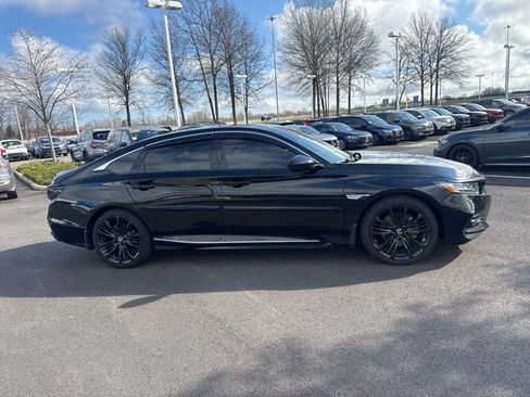 Used 2019 Honda Accord Sport image 8