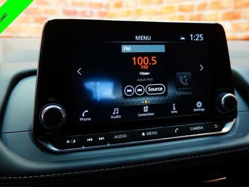 Certified 2023 Nissan Rogue SV AWD/4WD image 15
