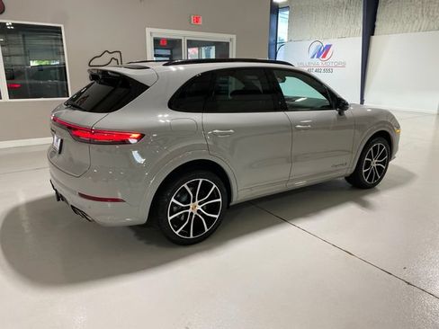 Used 2020 Porsche Cayenne S AWD/4WD image 78