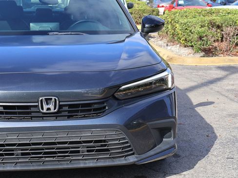 Used 2023 Honda Civic Sport image 11