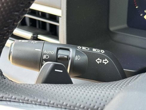 New 2026 Mitsubishi Outlander SE FWD image 37