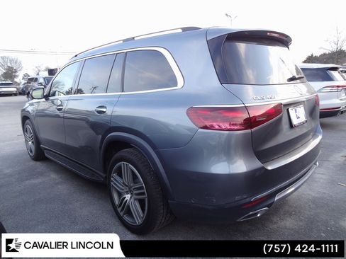 Used 2024 Mercedes-Benz GLS 450 4MATIC image 4