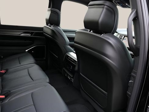New 2026 Jeep Grand Wagoneer Limited AWD/4WD image 20