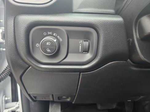 New 2026 RAM 3500 Tradesman AWD/4WD image 18